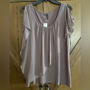 Women’s Flowy Top